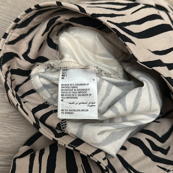 INC Shorts - Picture 4 of 4